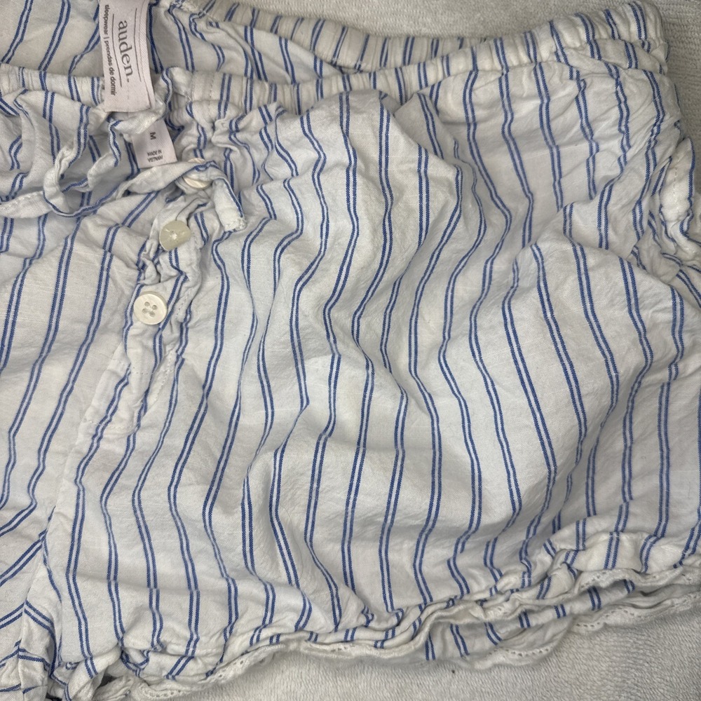 Pajama Shorts Women's Medium White Blue Stripe Ruffle Hem Button Front - Picture 4 of 7